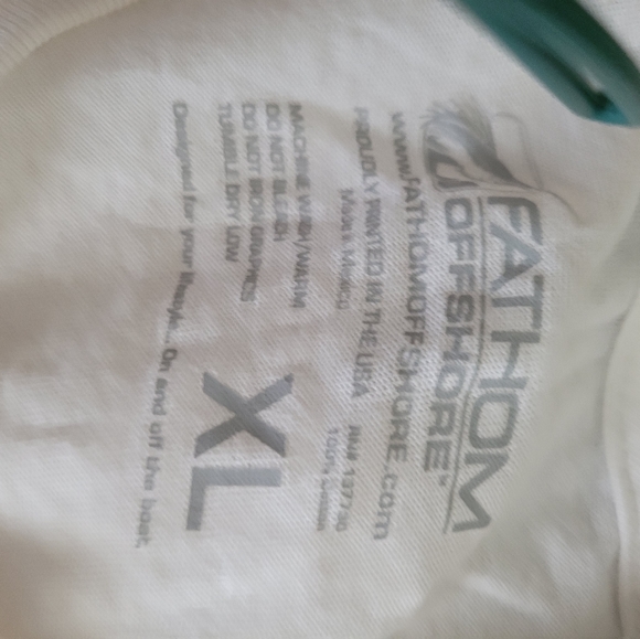 Fathom tshirys - Picture 3 of 4